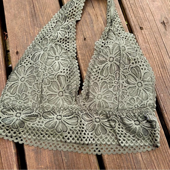 Halter Lace Bralette with Padded Stay-Put Cups | size large by Coco Lingerie - Picture 2 of 5